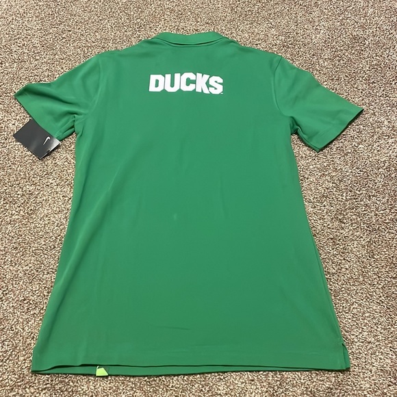 Nike Oregon Ducks Apple Green Polo. Men’s Size M. NWT. - Picture 7 of 7